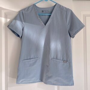women’s scrub top